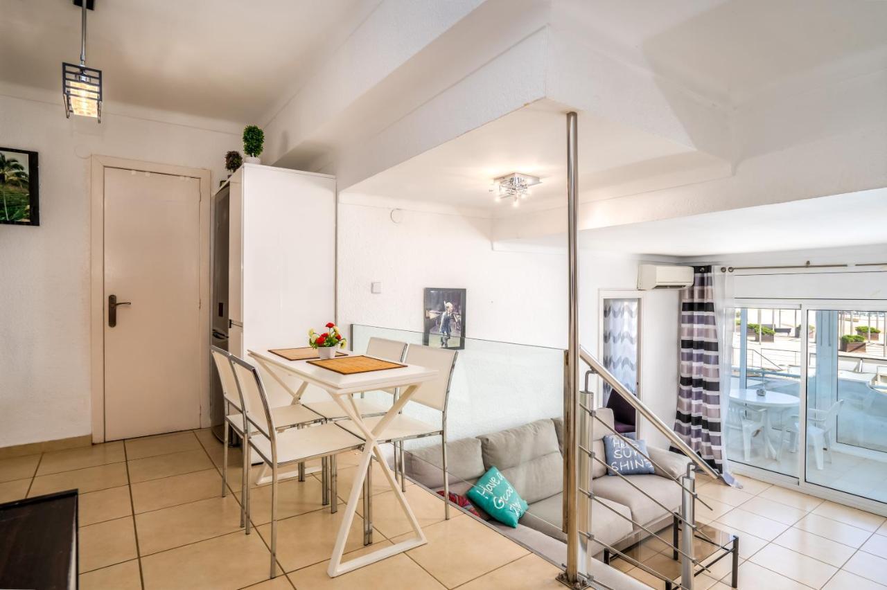 Apartamento Apartamento Welcs con Terraza Frente al Mar Ampuriabrava Exterior foto